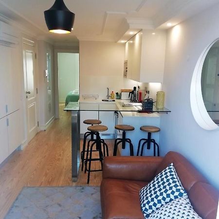 Augusta 229-5E-City Center Apt- Balcony & Elevator ลิสบอน ภายนอก รูปภาพ