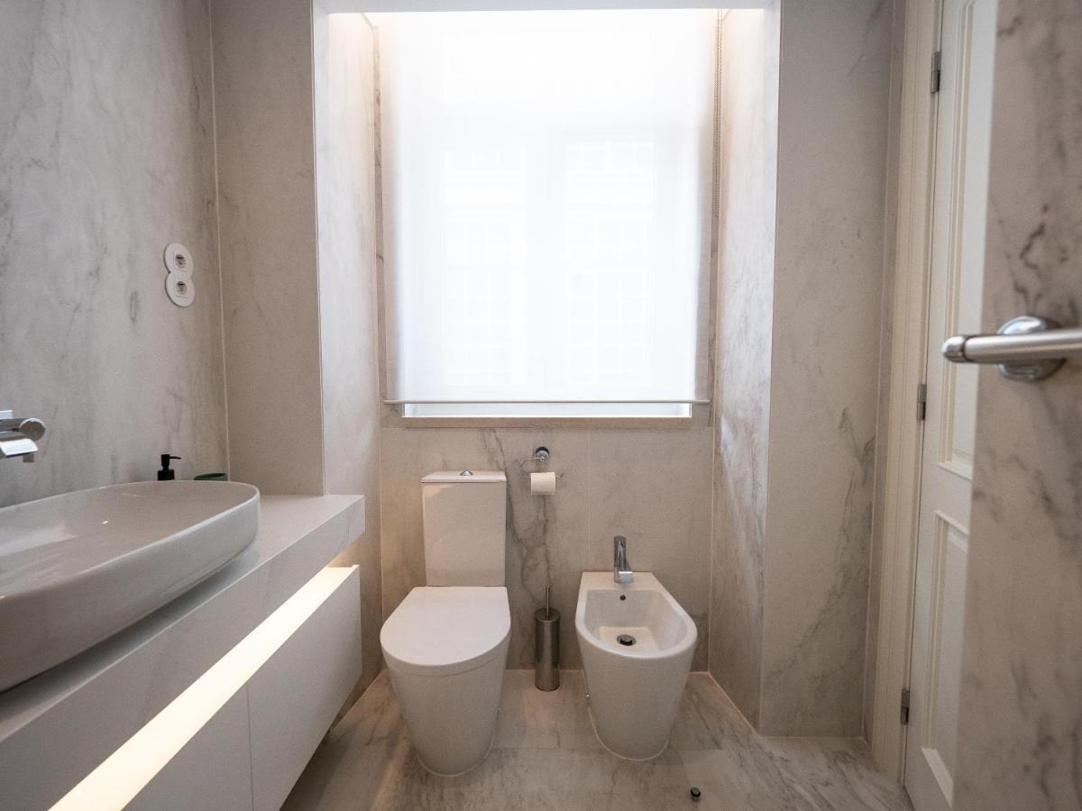 Augusta 229-5E-City Center Apt- Balcony & Elevator ลิสบอน ภายนอก รูปภาพ